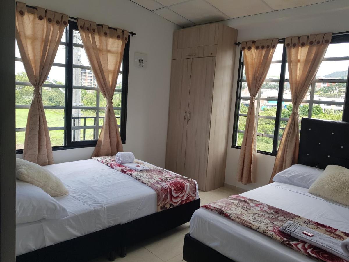 Apartamentos Williams Santa Rosa de Cabal Bagian luar foto