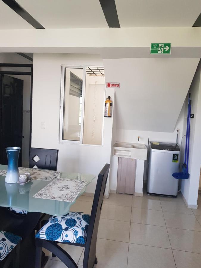 Apartamentos Williams Santa Rosa de Cabal Bagian luar foto