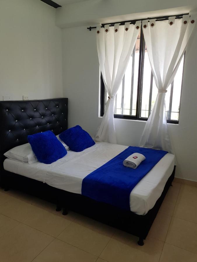 Apartamentos Williams Santa Rosa de Cabal Bagian luar foto